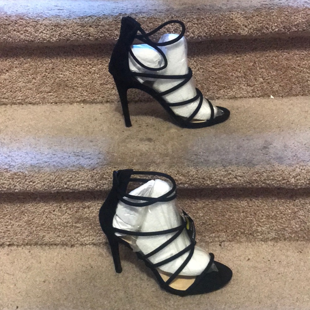 NWT Black high heels